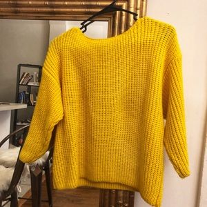80’s vintage yellow sweater